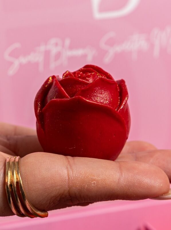 redrosecloseup